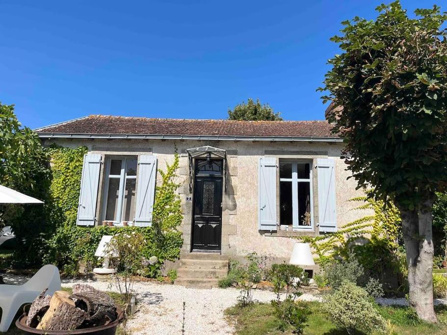 Cottage-Saint Laurent Sur Sevre Eksteriør bilde